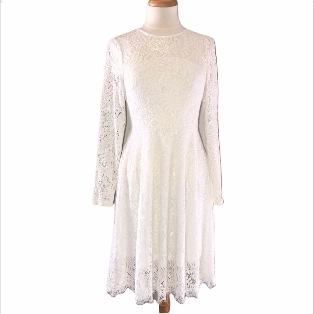 Ivory S gorgeous lace dress Angvns